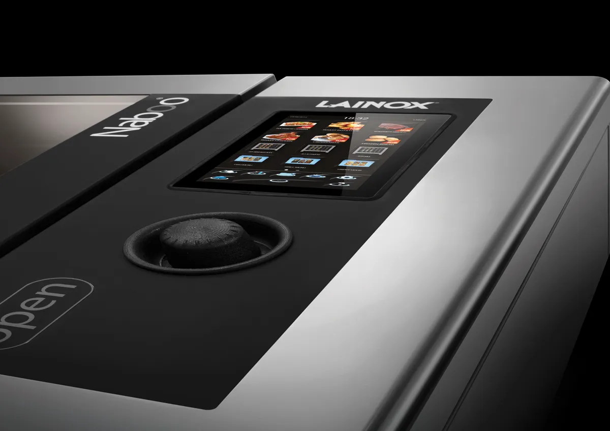 Pannello di comando di un forno combinato Lainox Naboo